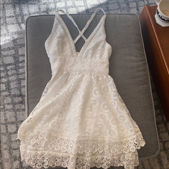 Lovers + Friends White Lace Dress - Picture 1 of 5